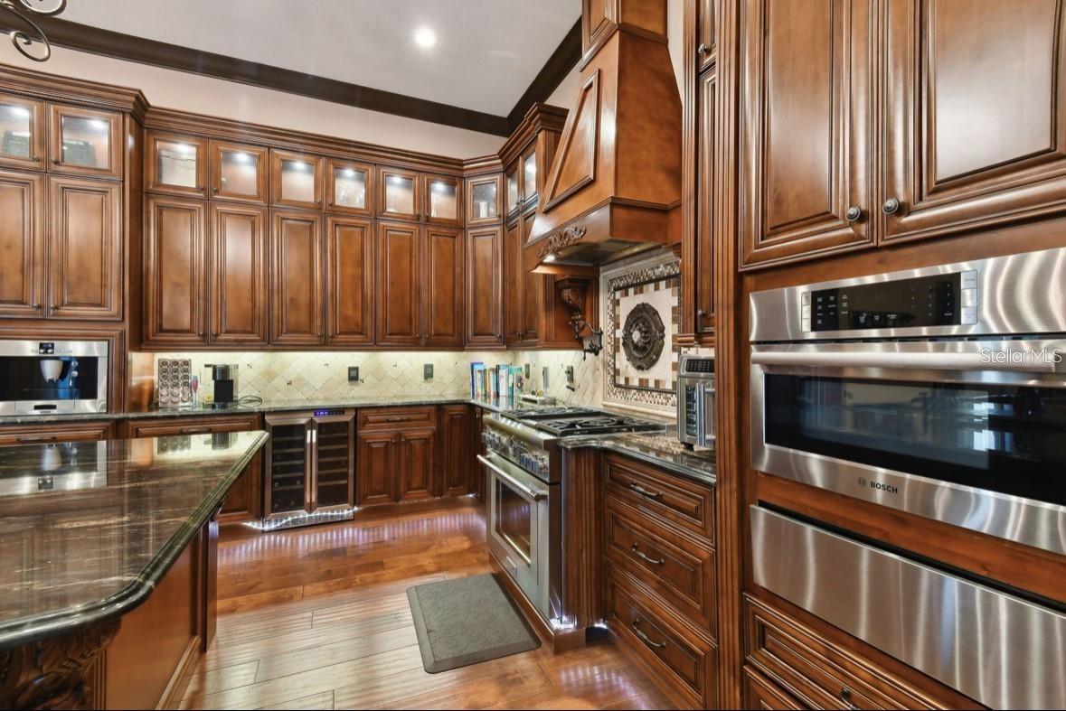 Image 21 of 74 For 9805 Compass Point Way