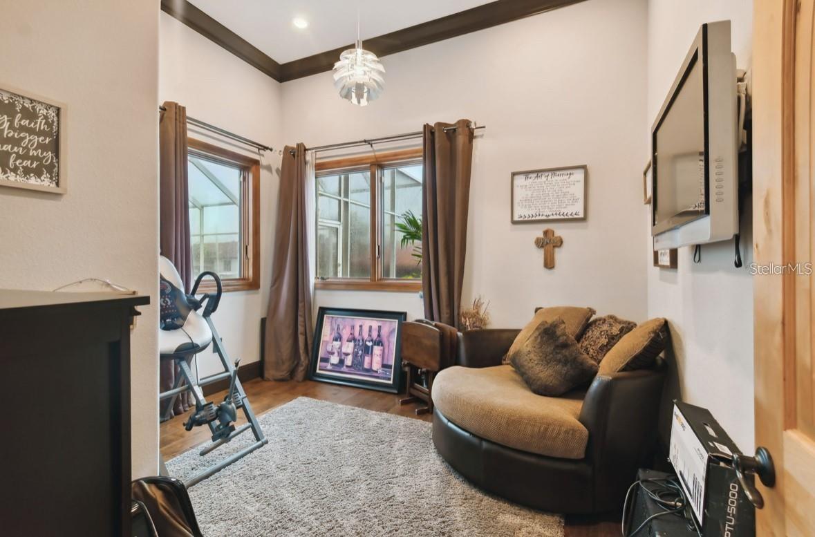 Image 28 of 74 For 9805 Compass Point Way