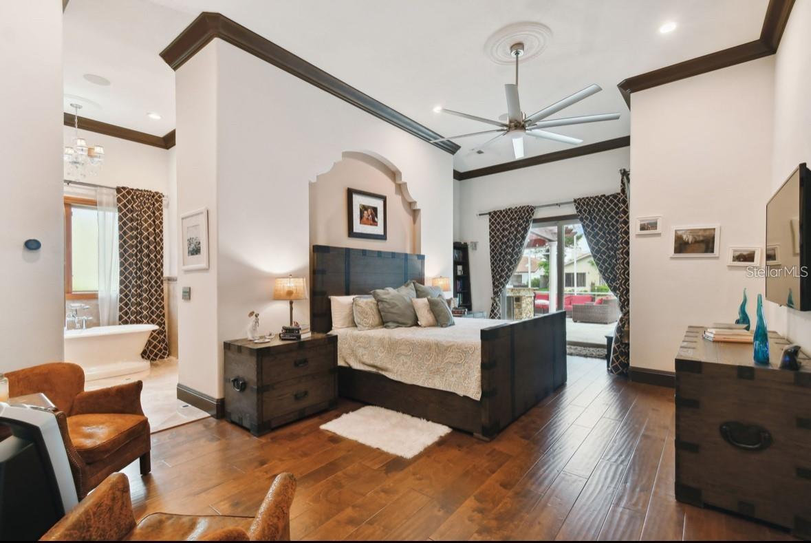 Image 30 of 74 For 9805 Compass Point Way