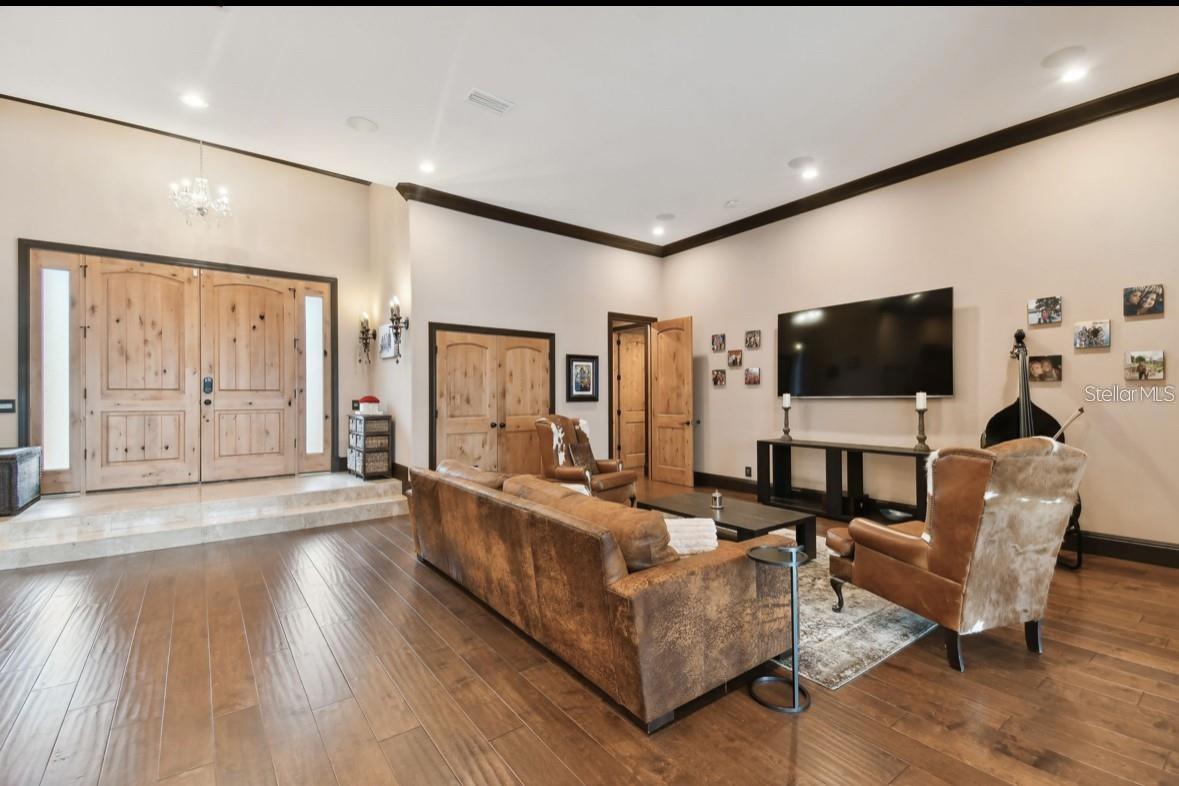 Image 8 of 74 For 9805 Compass Point Way