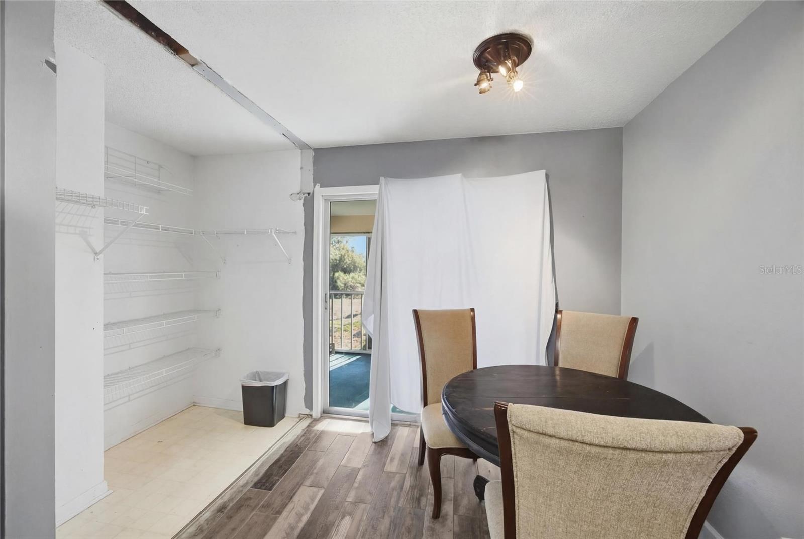 Image 7 of 18 For 7924 Hardwick Drive 623