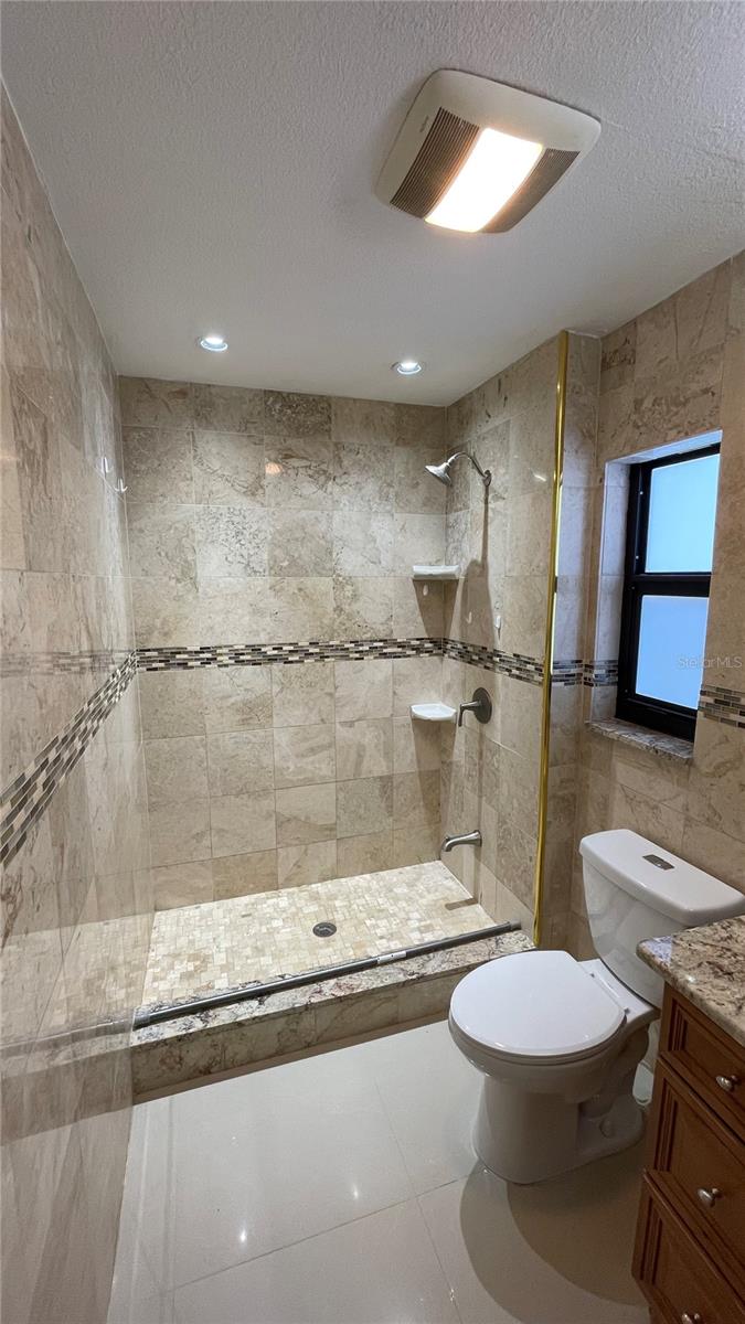 Image 16 of 21 For 15002 Sunglow Court