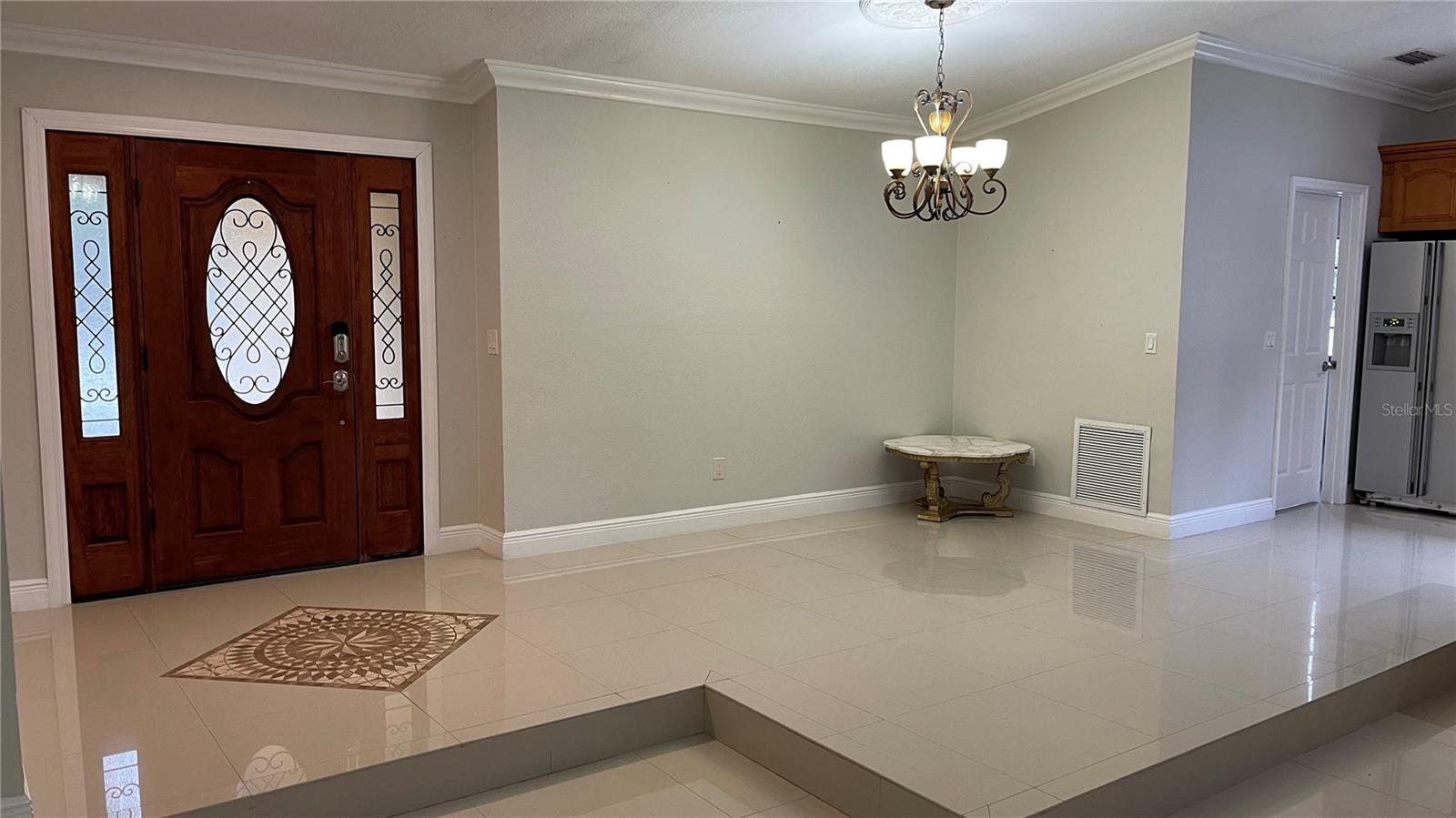 Image 19 of 21 For 15002 Sunglow Court