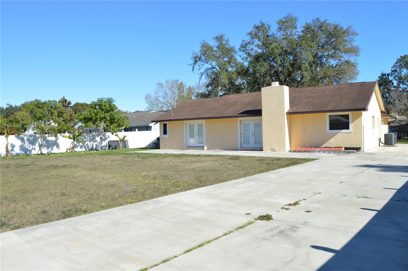 Image 7 of 21 For 15002 Sunglow Court