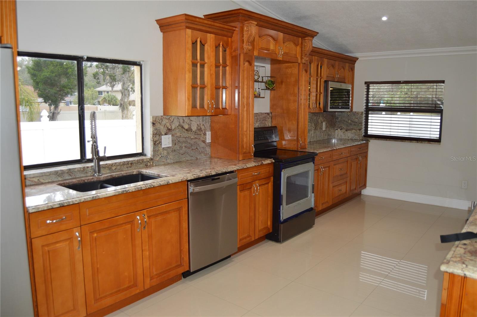 Image 9 of 21 For 15002 Sunglow Court