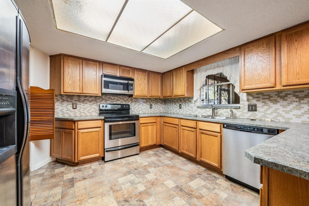 Image 10 of 30 For 7343 Andre Drive