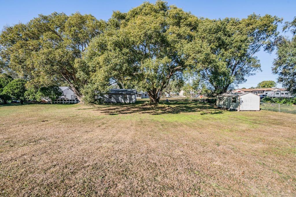 Image 25 of 30 For 7343 Andre Drive