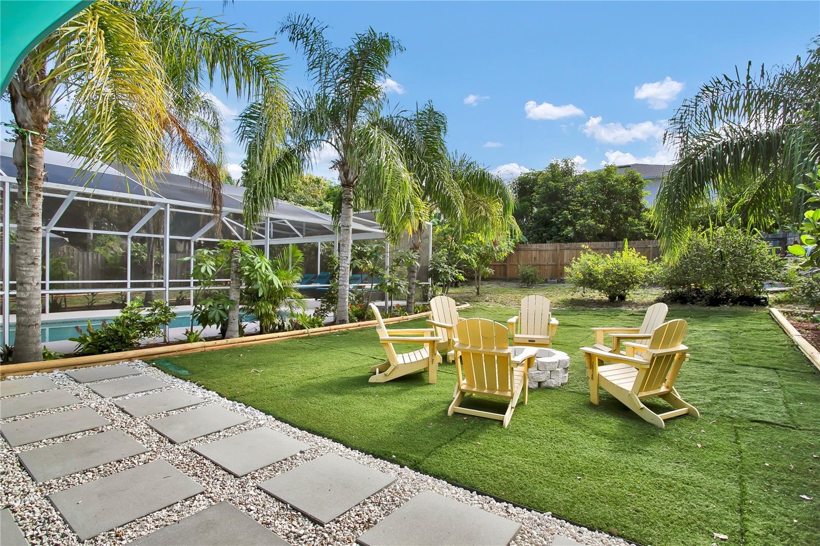 Image 12 of 64 For 10516 Juliano Drive