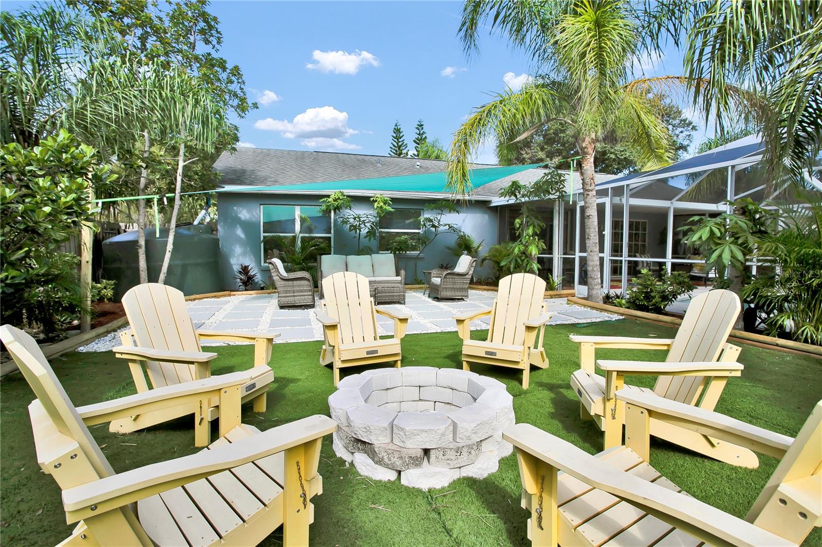 Image 14 of 64 For 10516 Juliano Drive