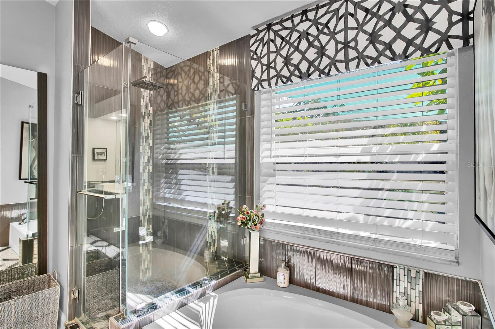 Image 45 of 64 For 10516 Juliano Drive