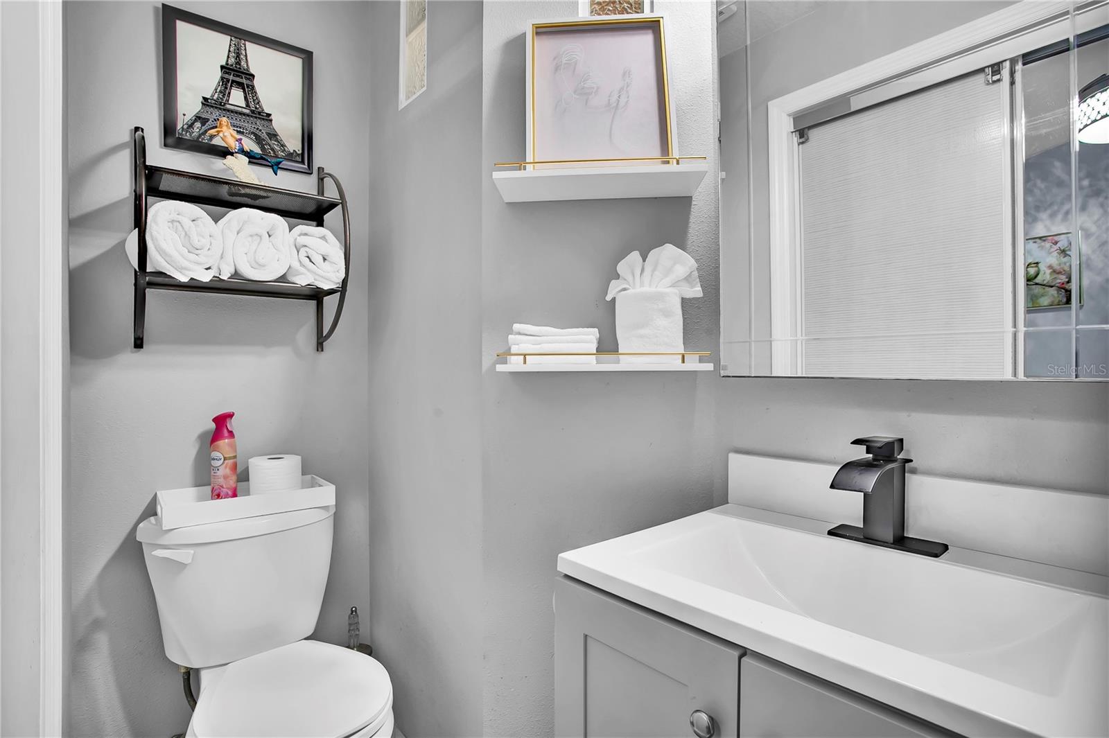 Image 52 of 64 For 10516 Juliano Drive