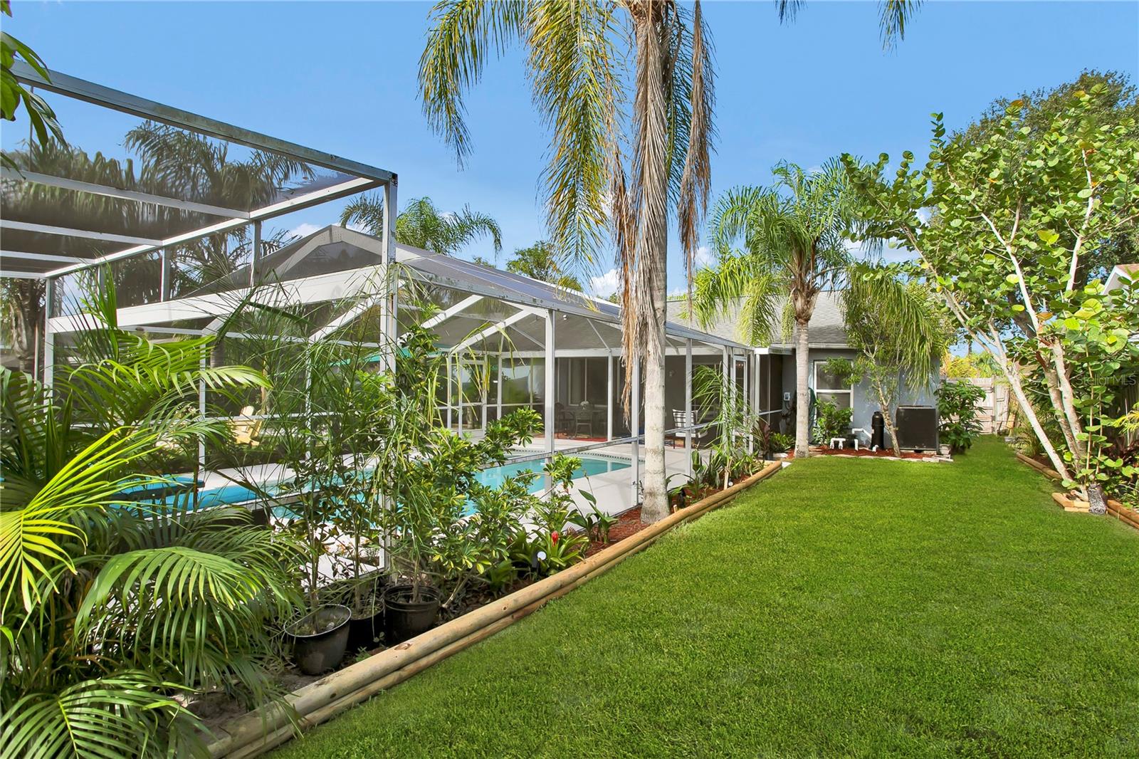 Image 9 of 64 For 10516 Juliano Drive