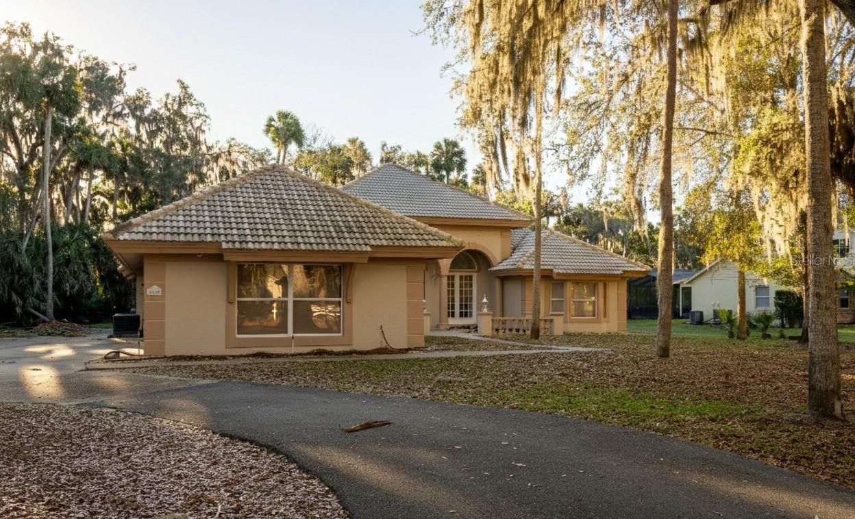 Image 3 of 34 For 1695 Horseshoe Road