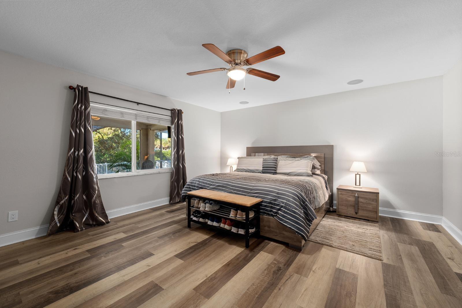 Image 18 of 33 For 4424 Waltham Drive