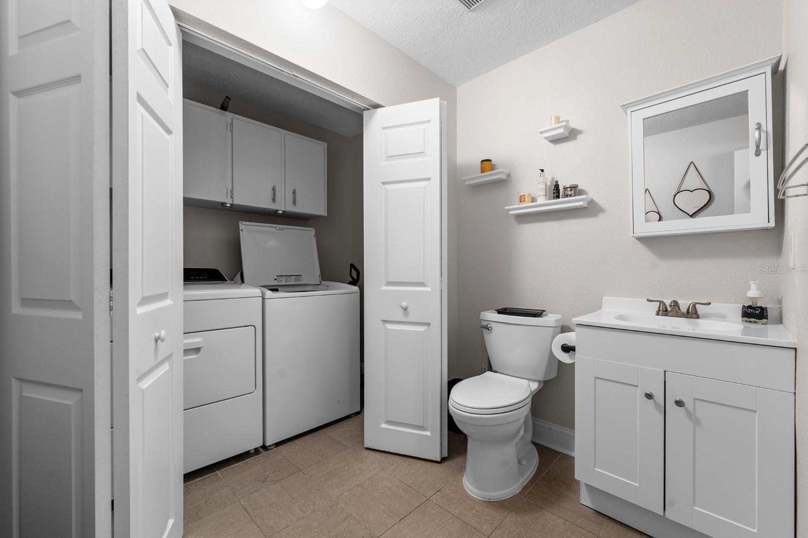 Image 22 of 33 For 4424 Waltham Drive