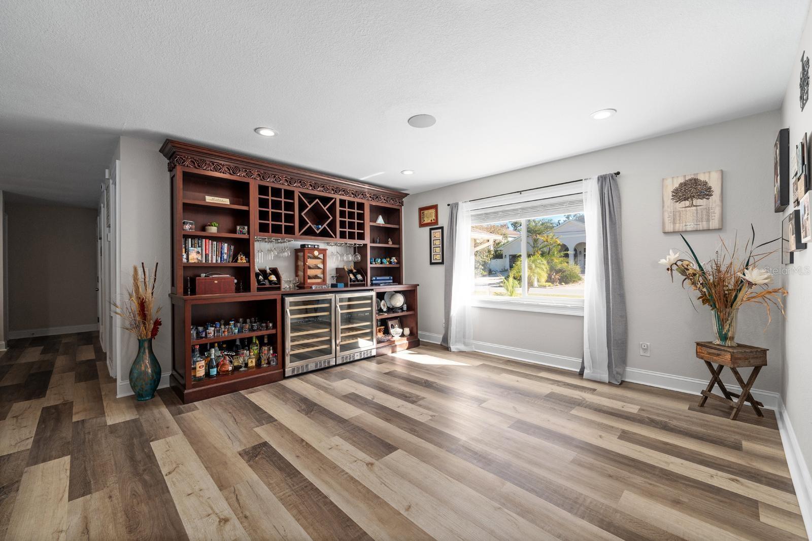 Image 24 of 33 For 4424 Waltham Drive