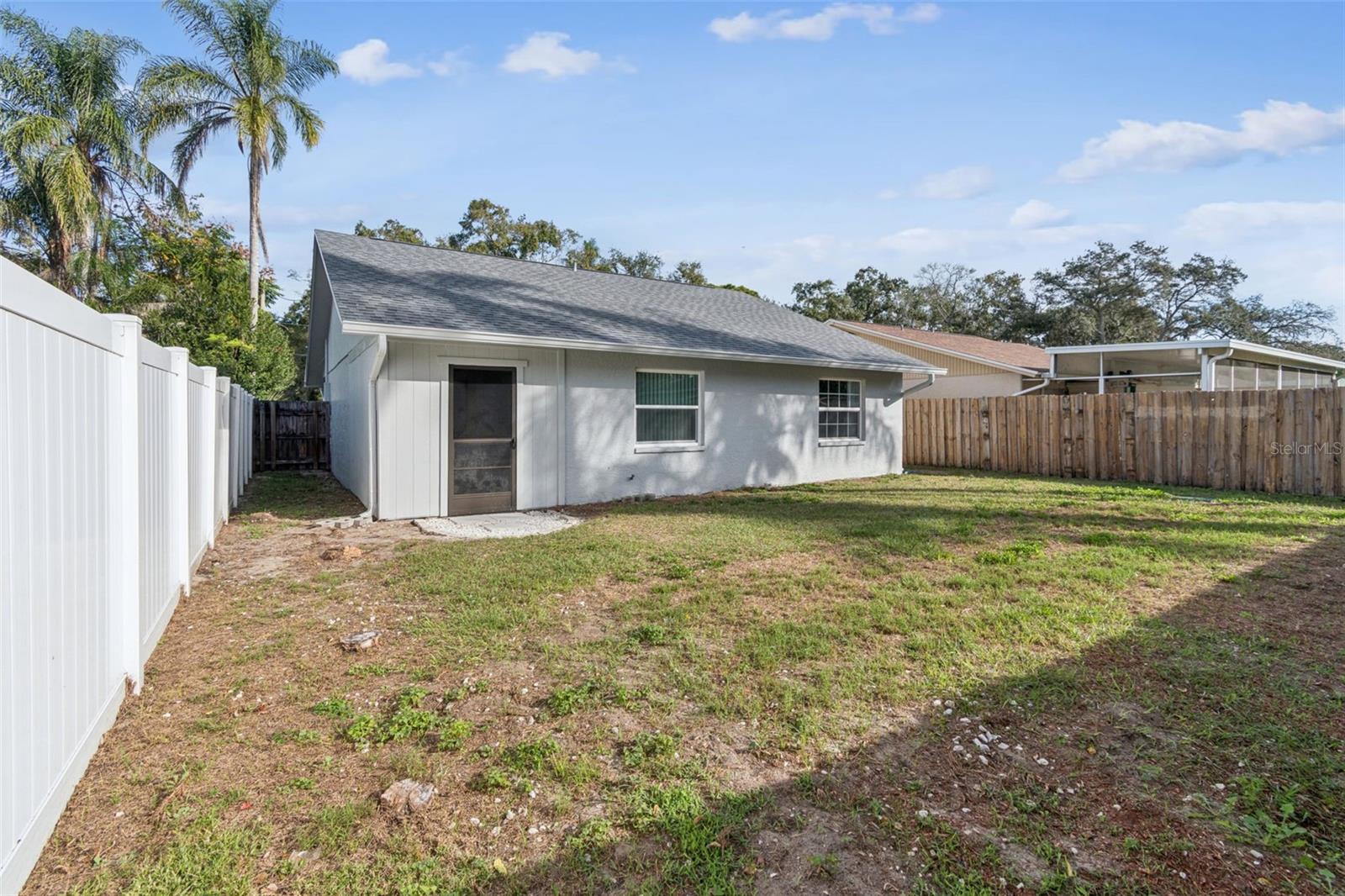 Image 16 of 21 For 7416 Manhattan Drive