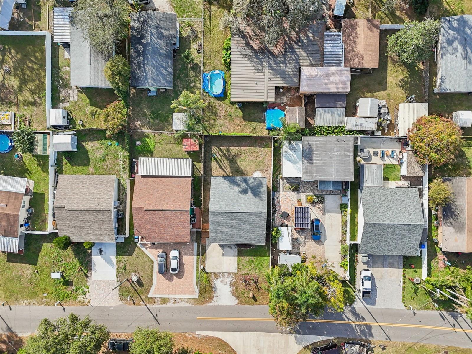 Image 20 of 21 For 7416 Manhattan Drive