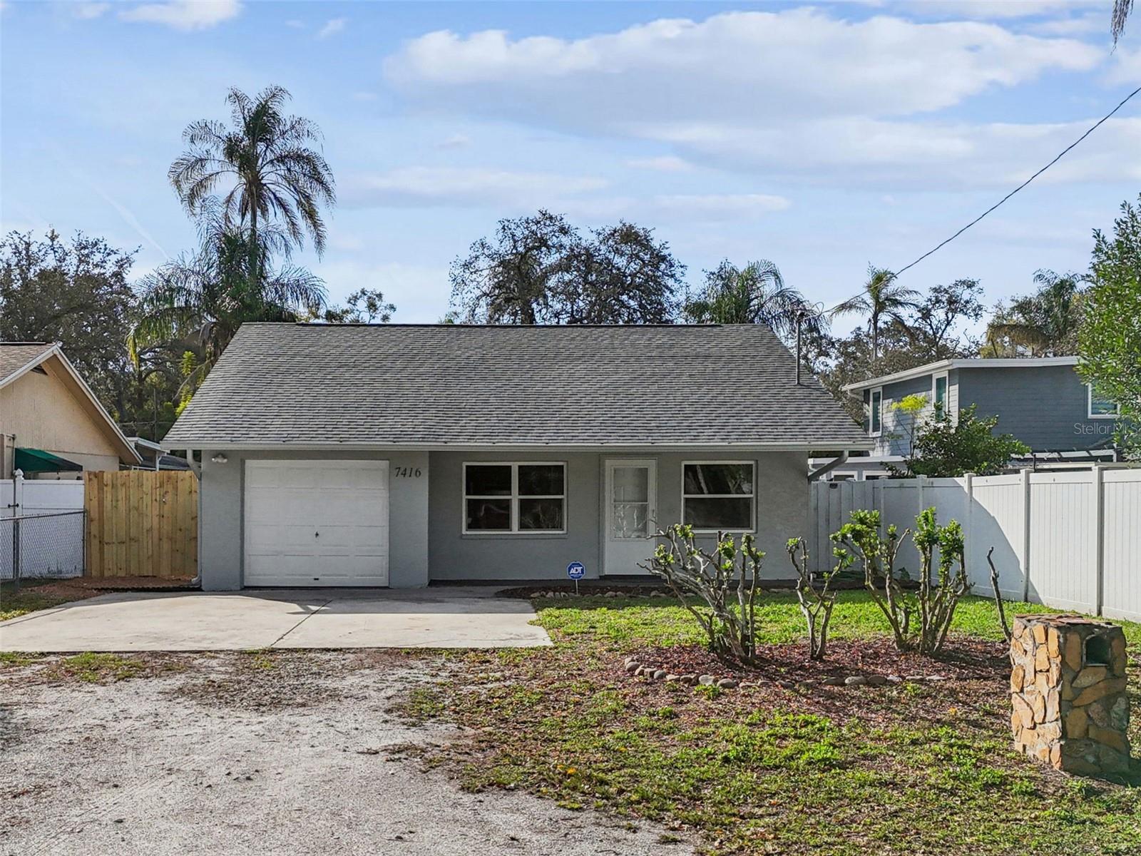 Image 21 of 21 For 7416 Manhattan Drive