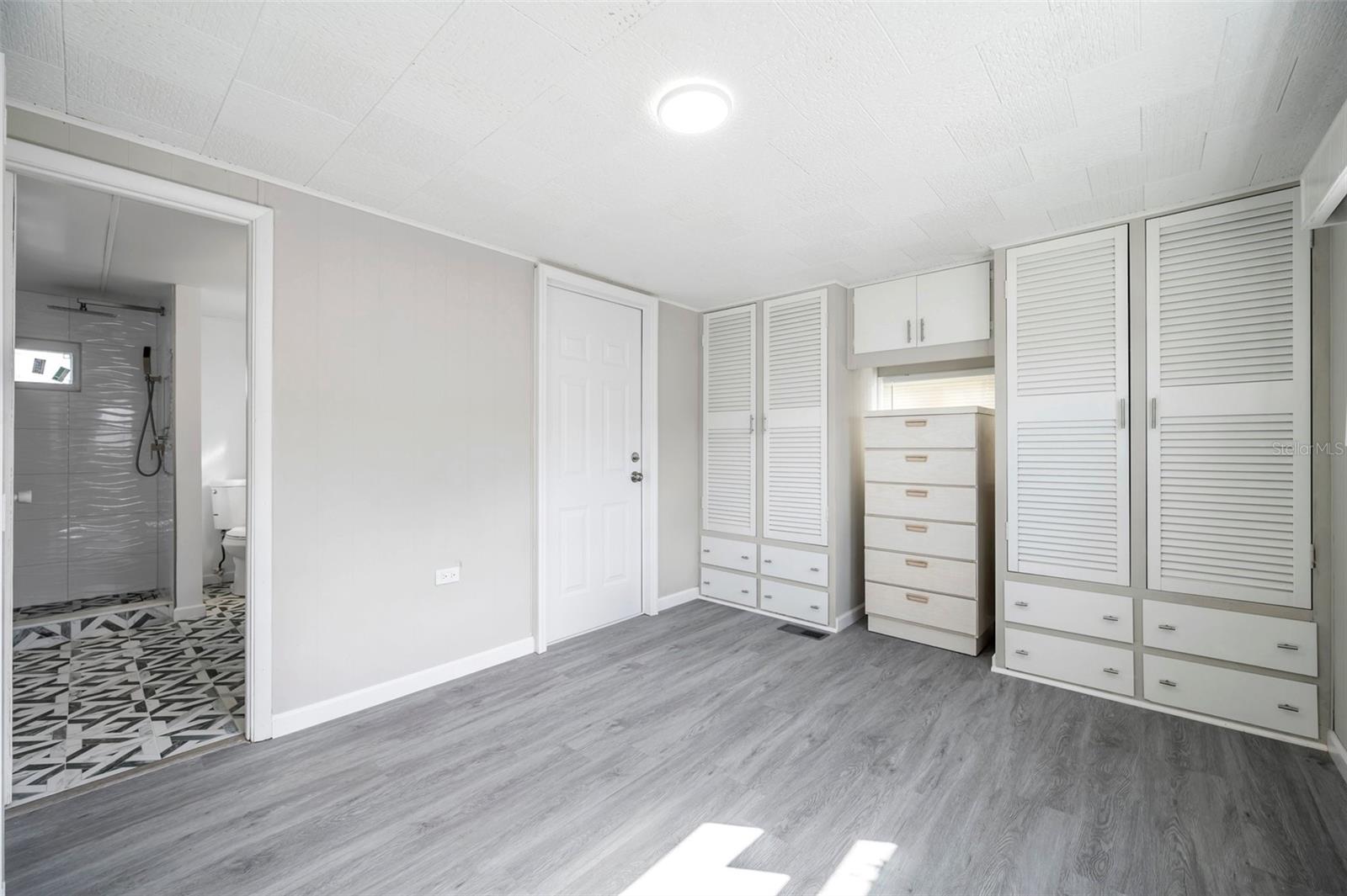 Image 25 of 76 For 4851 Gandy Boulevard B6-l27