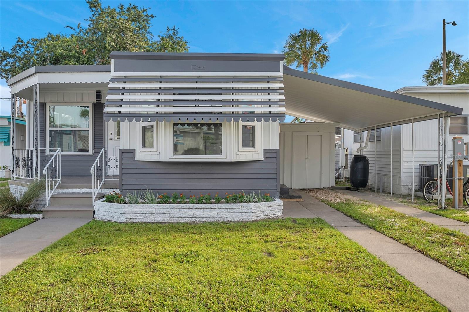 Image 28 of 76 For 4851 Gandy Boulevard B6-l27