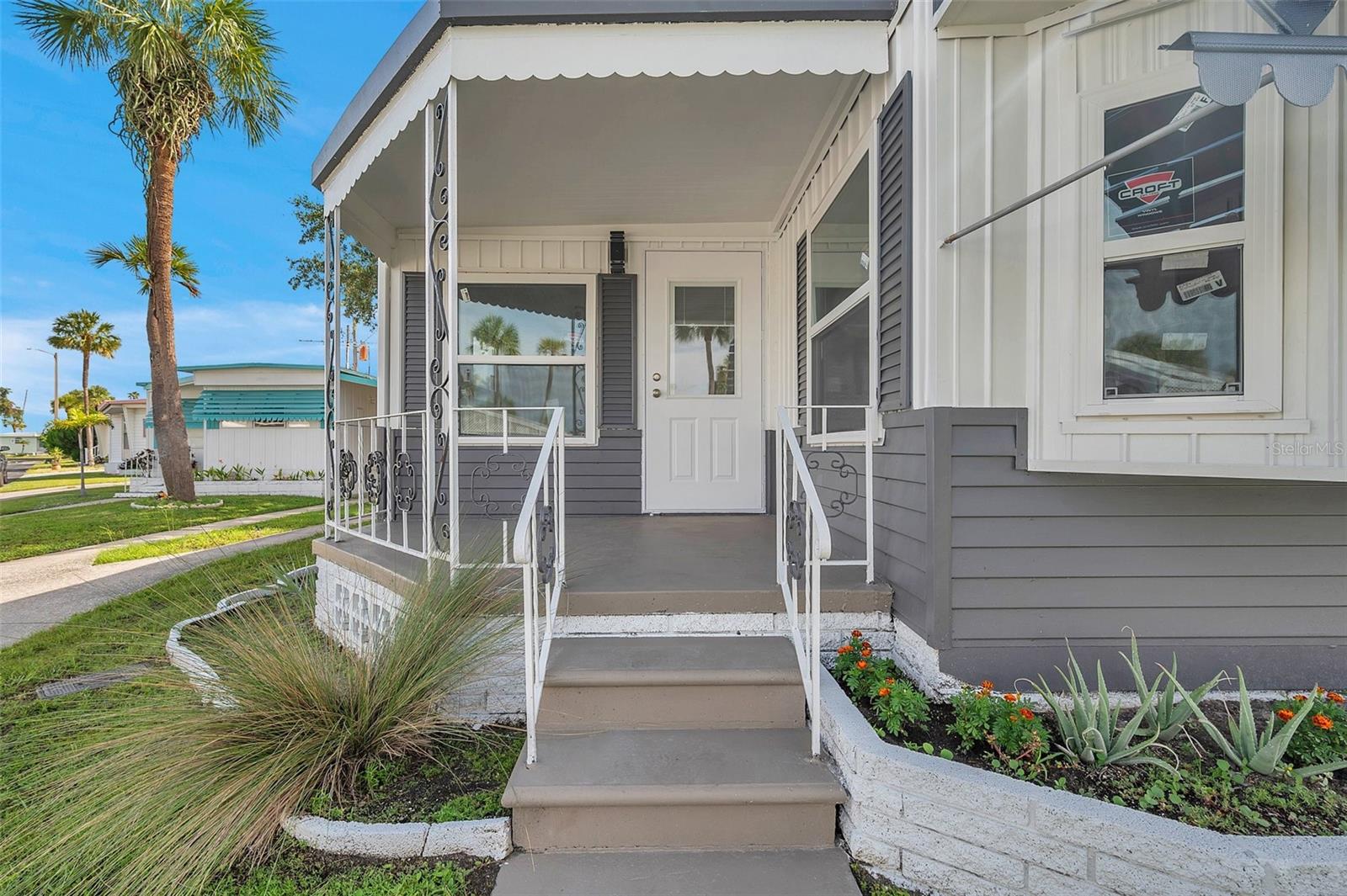 Image 37 of 76 For 4851 Gandy Boulevard B6-l27