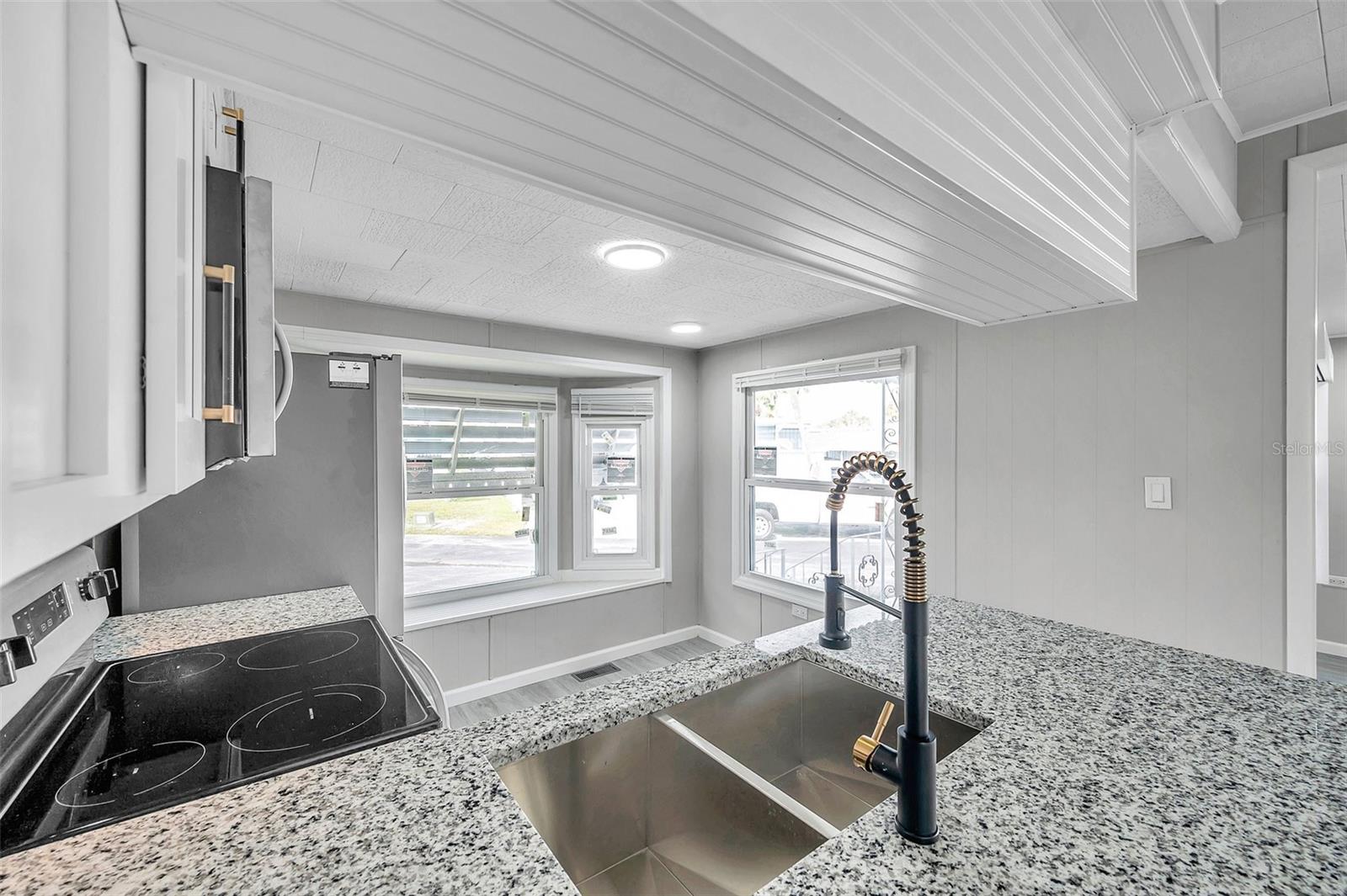 Image 4 of 76 For 4851 Gandy Boulevard B6-l27