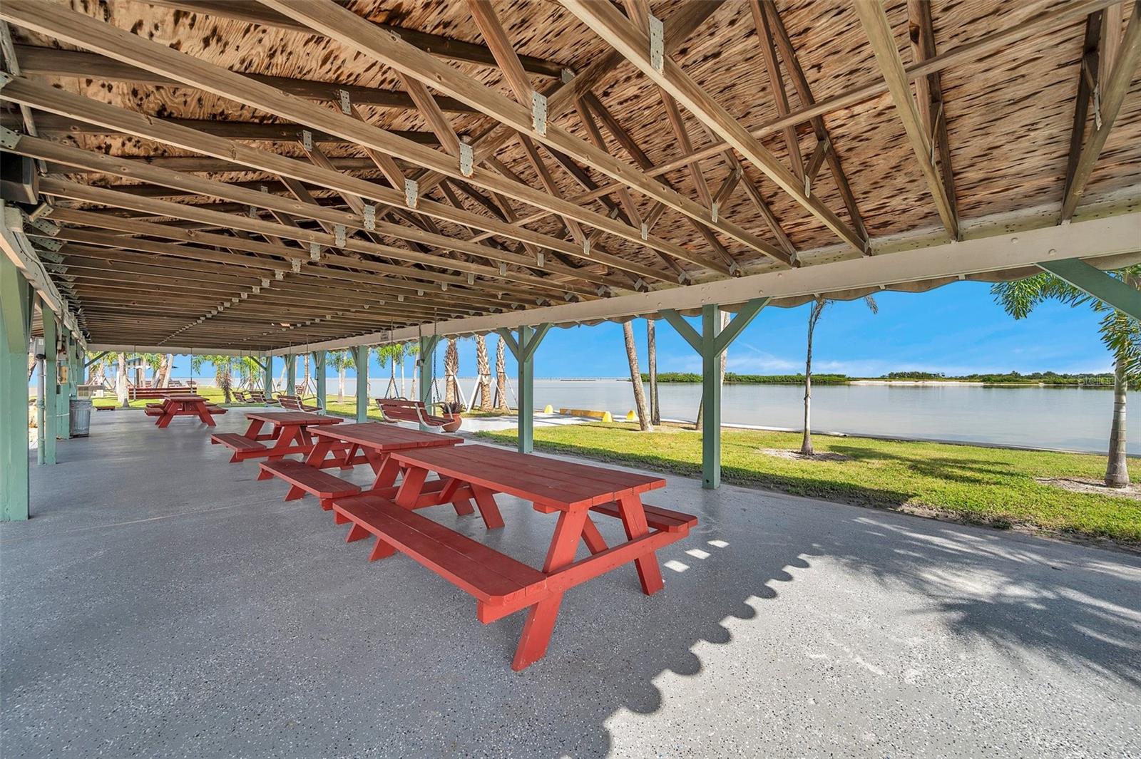 Image 48 of 76 For 4851 Gandy Boulevard B6-l27