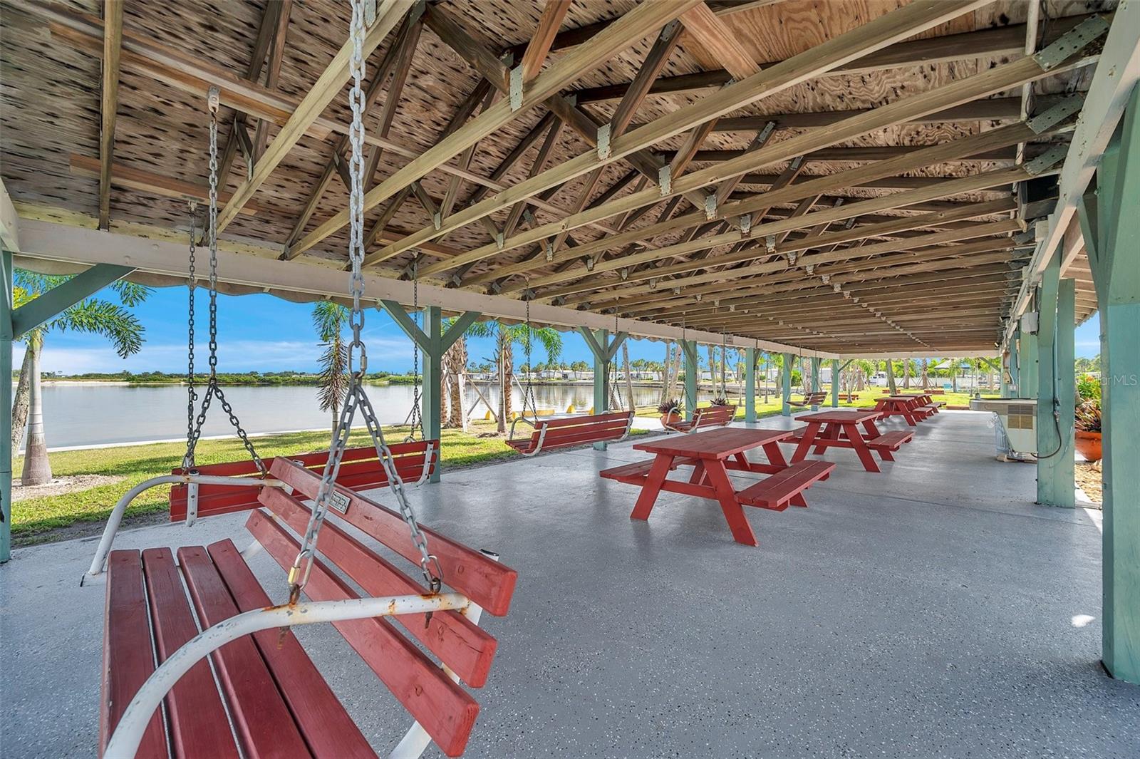 Image 49 of 76 For 4851 Gandy Boulevard B6-l27