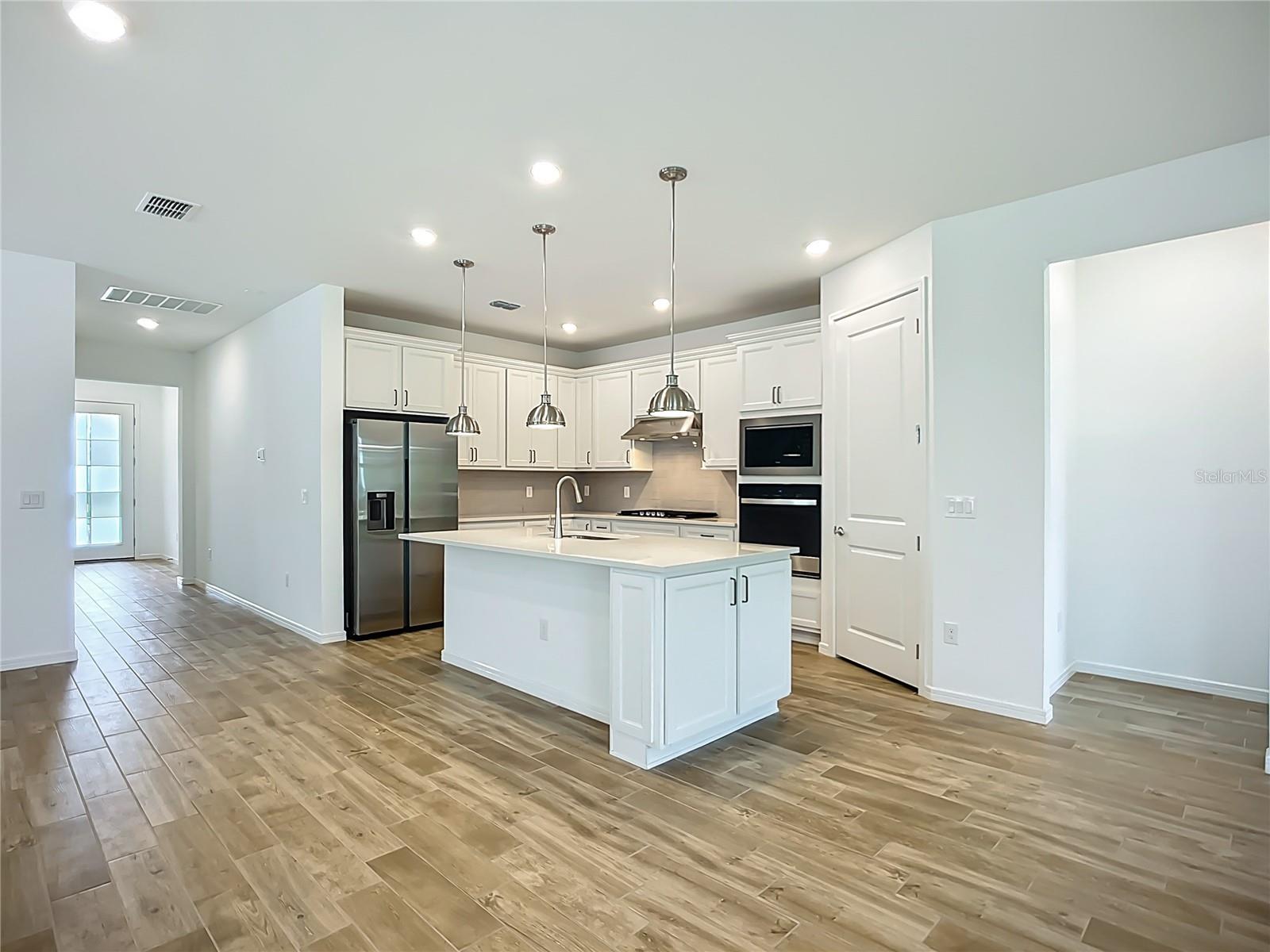 Image 20 of 40 For 10005 Patterson Way