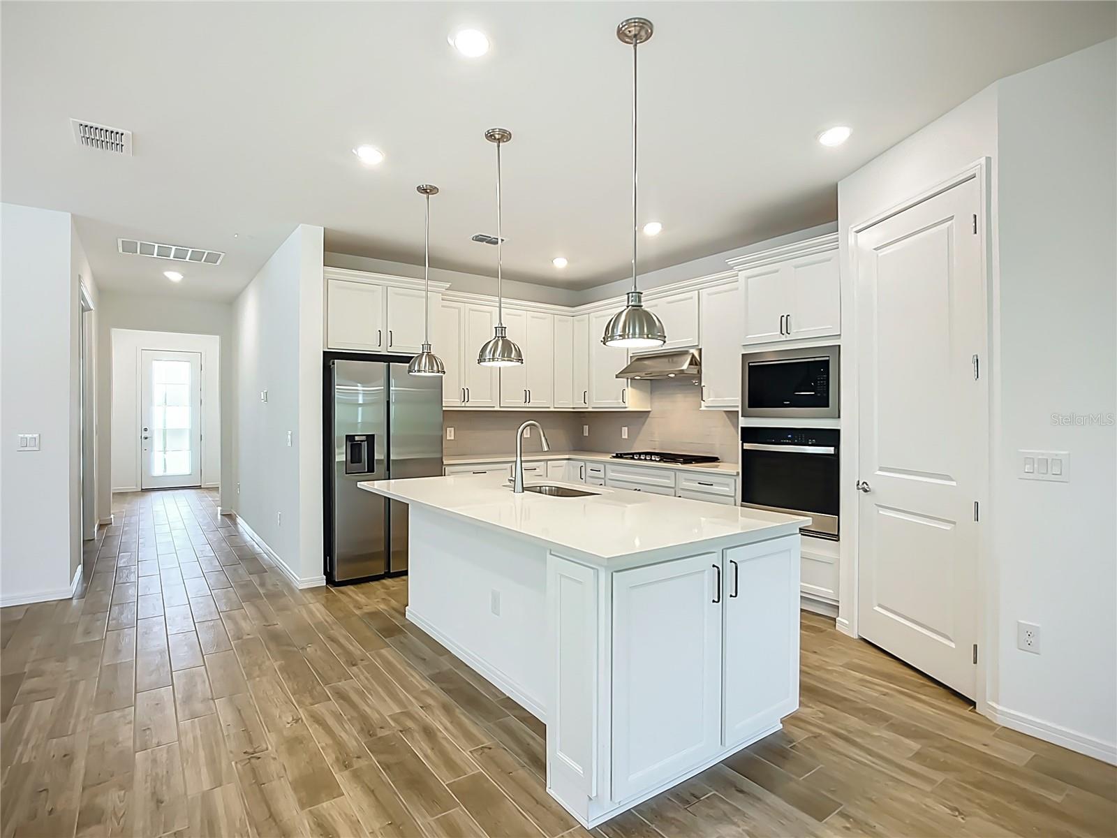 Image 22 of 40 For 10005 Patterson Way