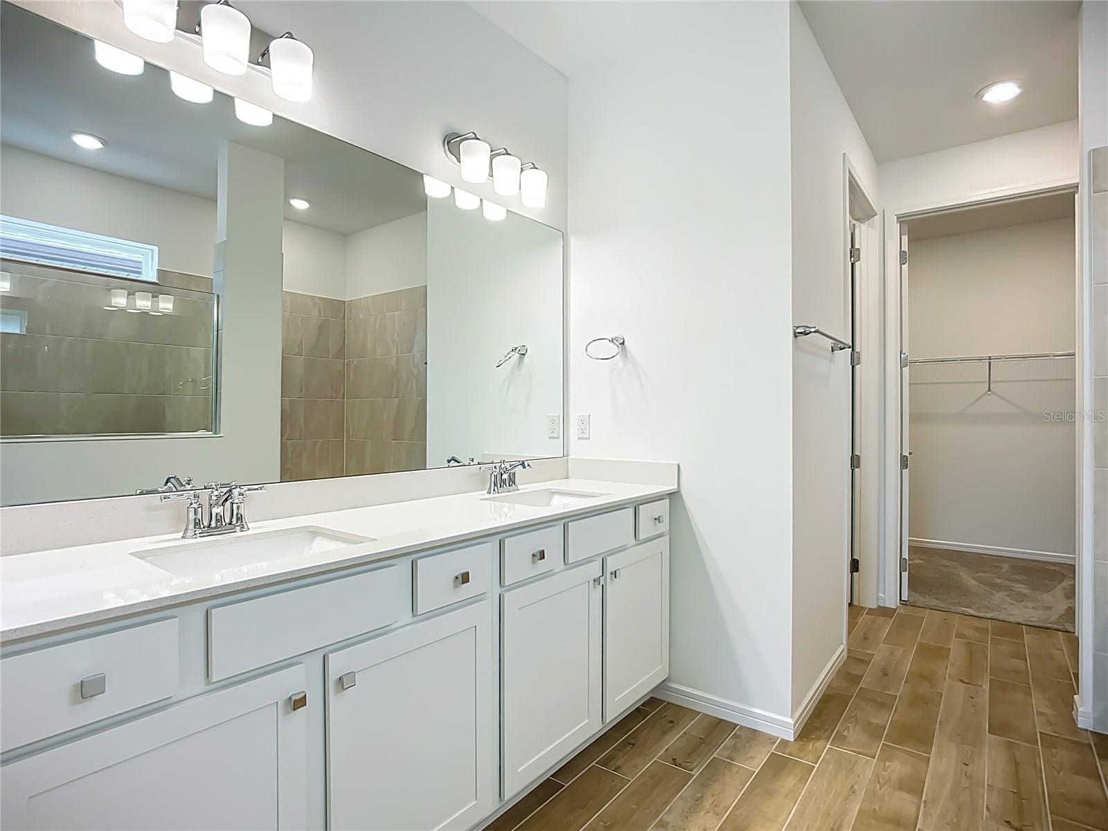 Image 27 of 40 For 10005 Patterson Way