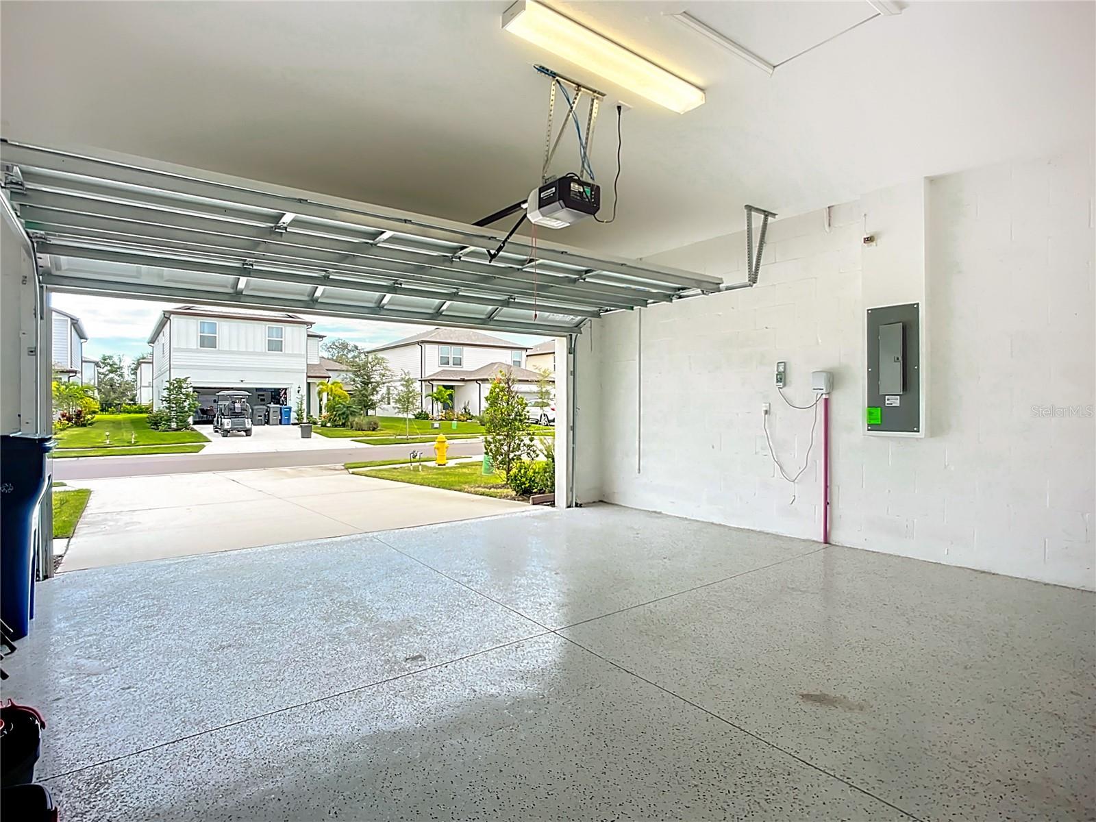 Image 31 of 40 For 10005 Patterson Way