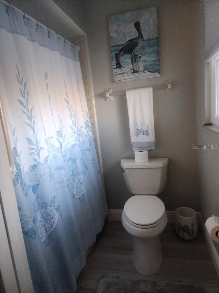 Image 17 of 25 For 723 Elkhorn Road