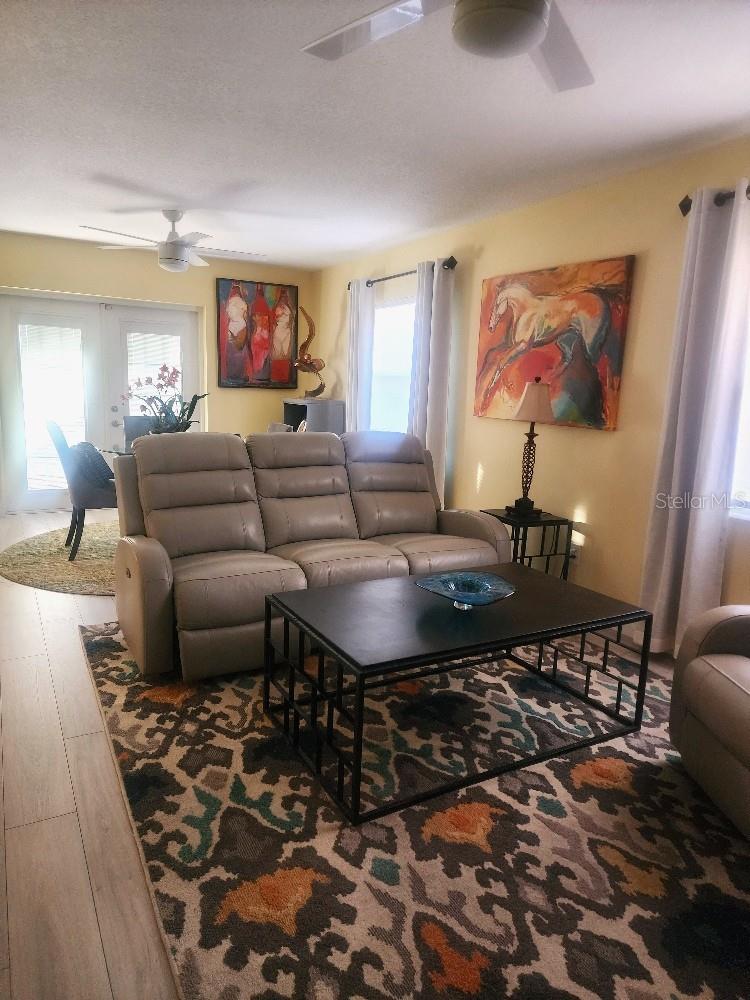 Image 18 of 25 For 723 Elkhorn Road