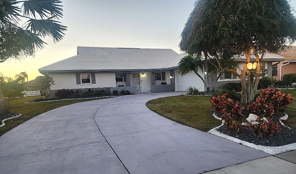 Image 2 of 25 For 723 Elkhorn Road