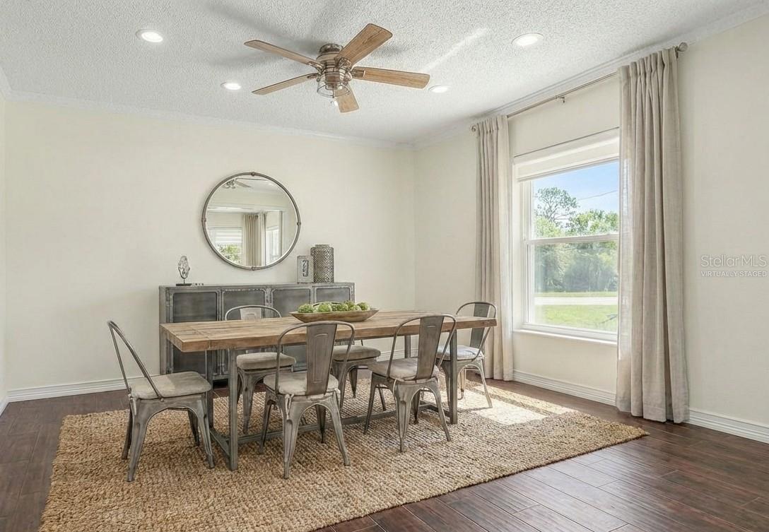 Image 3 of 28 For 1402 Provincetown Circle