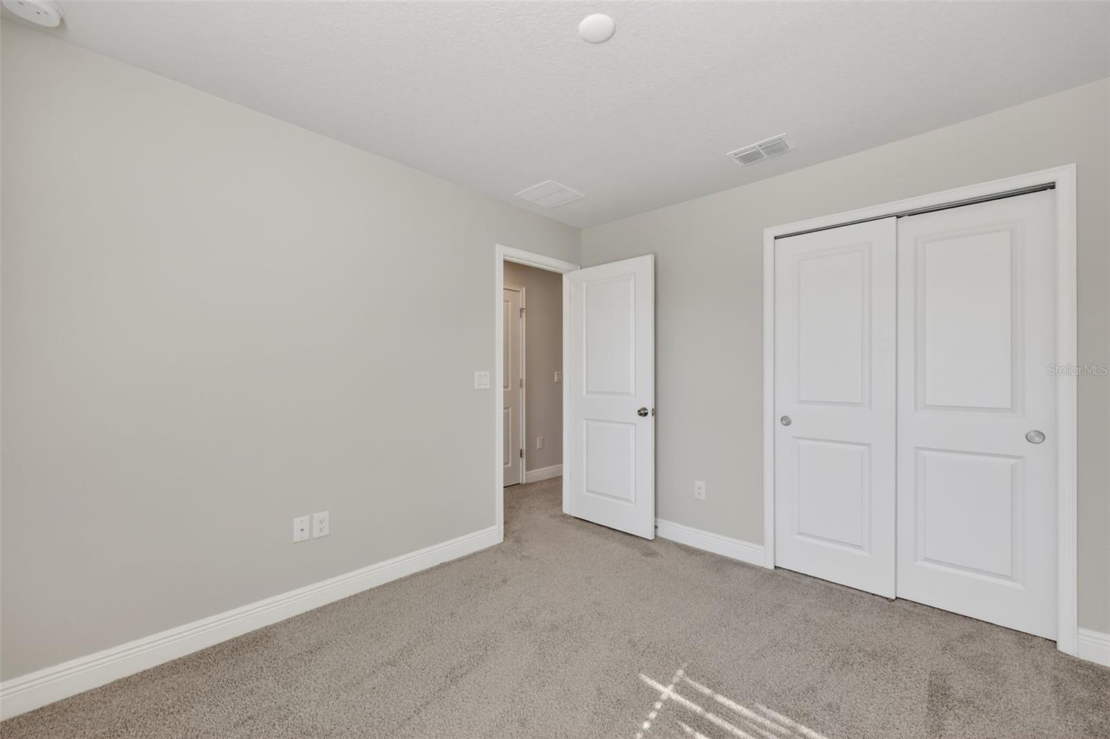 Image 17 of 49 For 6050 Grand Sonata Avenue