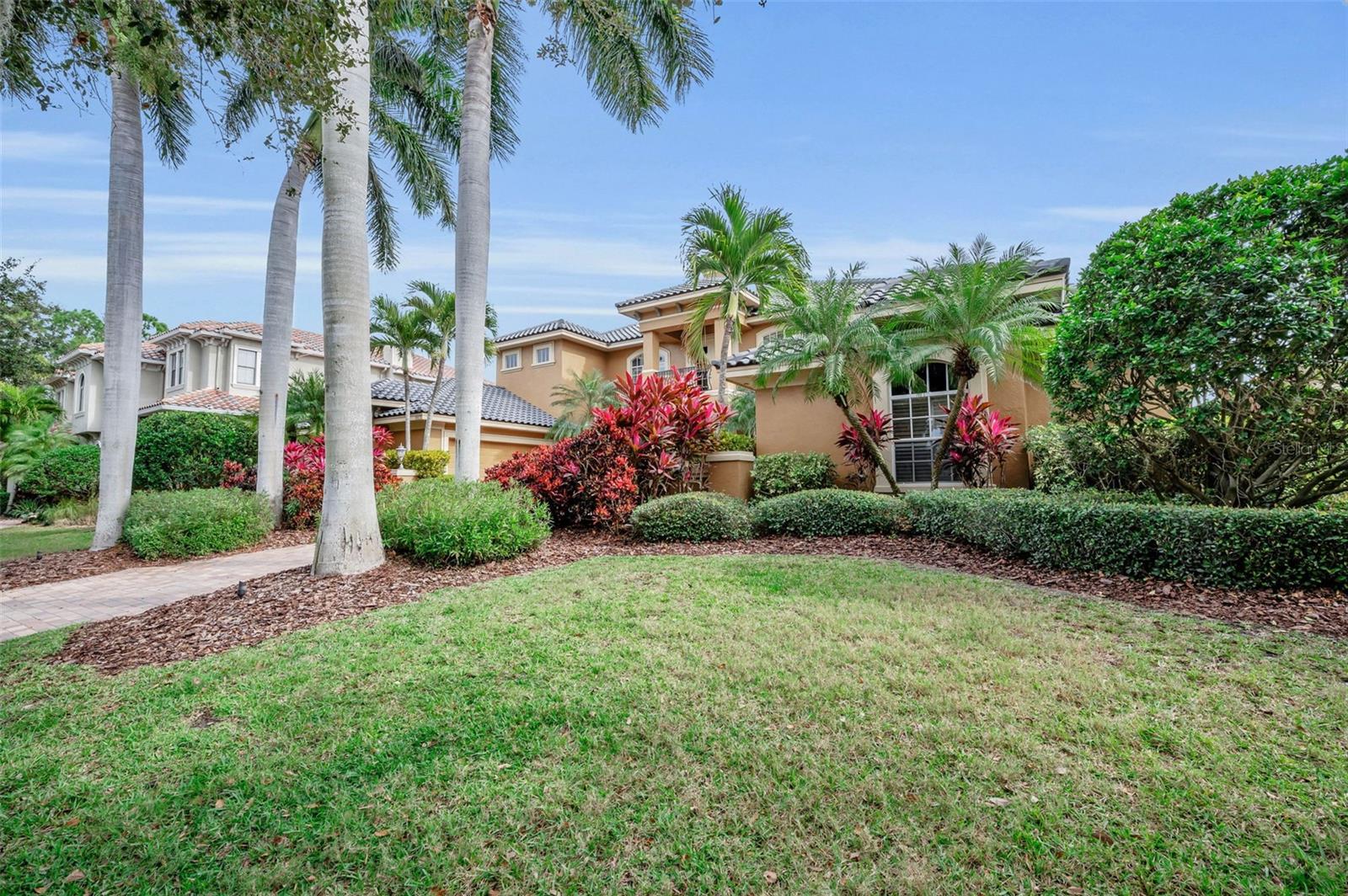 Image 12 of 98 For 8871 Silverthorn Road