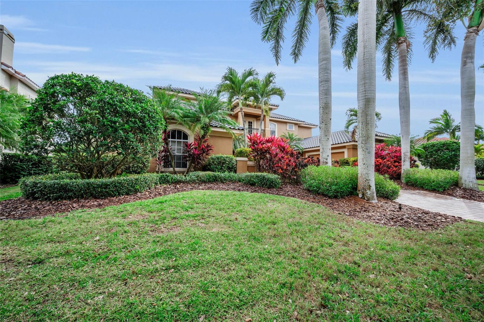 Image 13 of 98 For 8871 Silverthorn Road