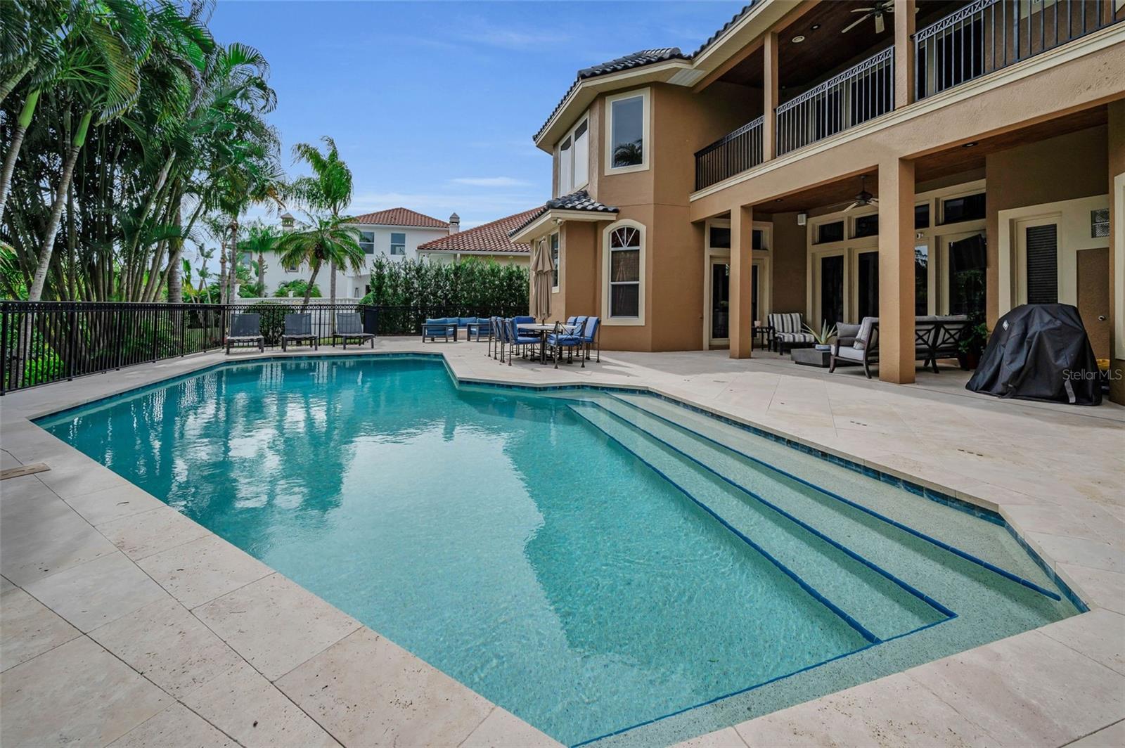 Image 3 of 98 For 8871 Silverthorn Road