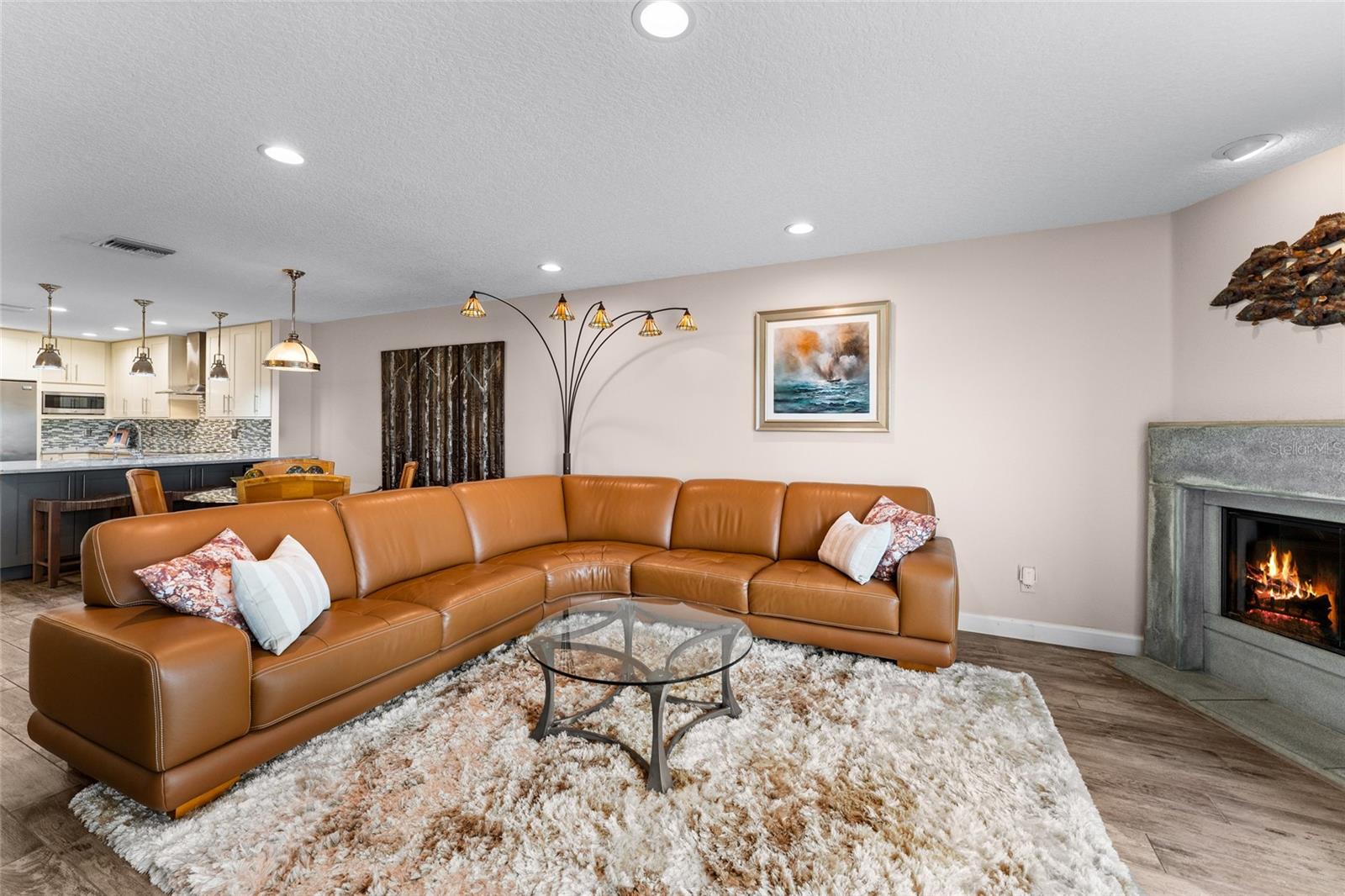 Image 14 of 74 For 128 Marcdale Boulevard