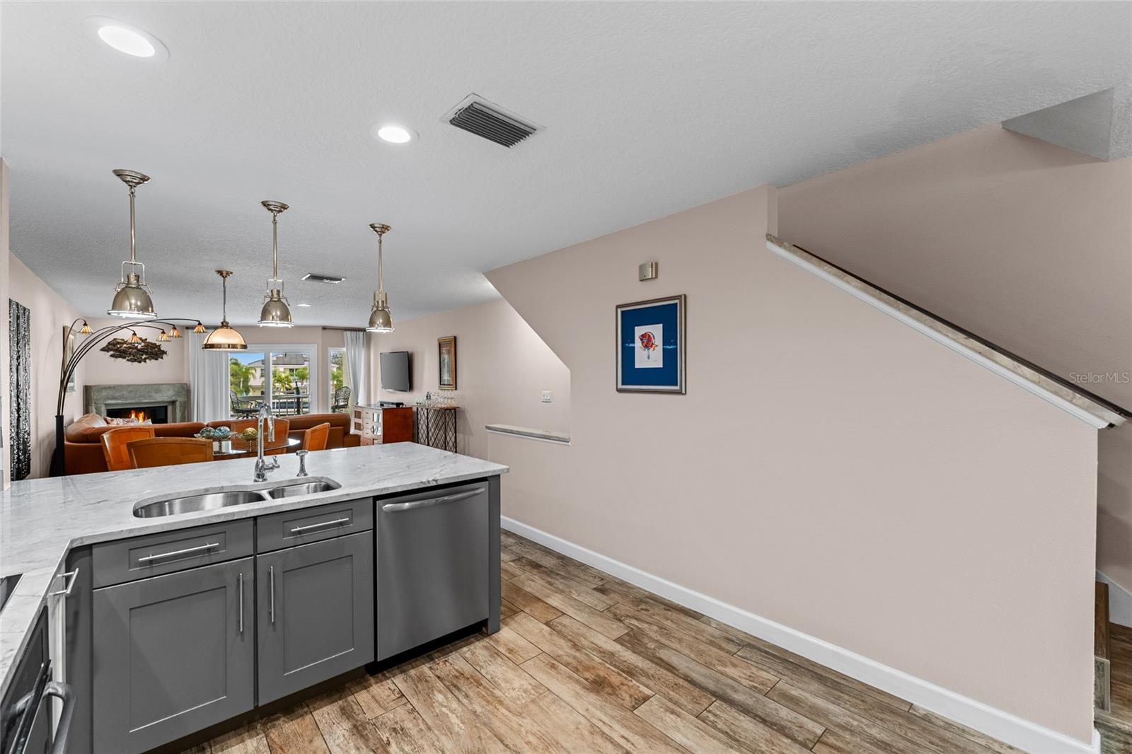 Image 23 of 74 For 128 Marcdale Boulevard