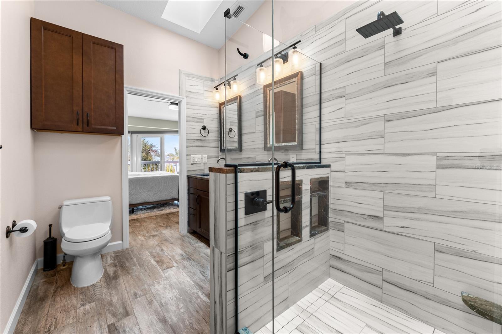 Image 41 of 74 For 128 Marcdale Boulevard