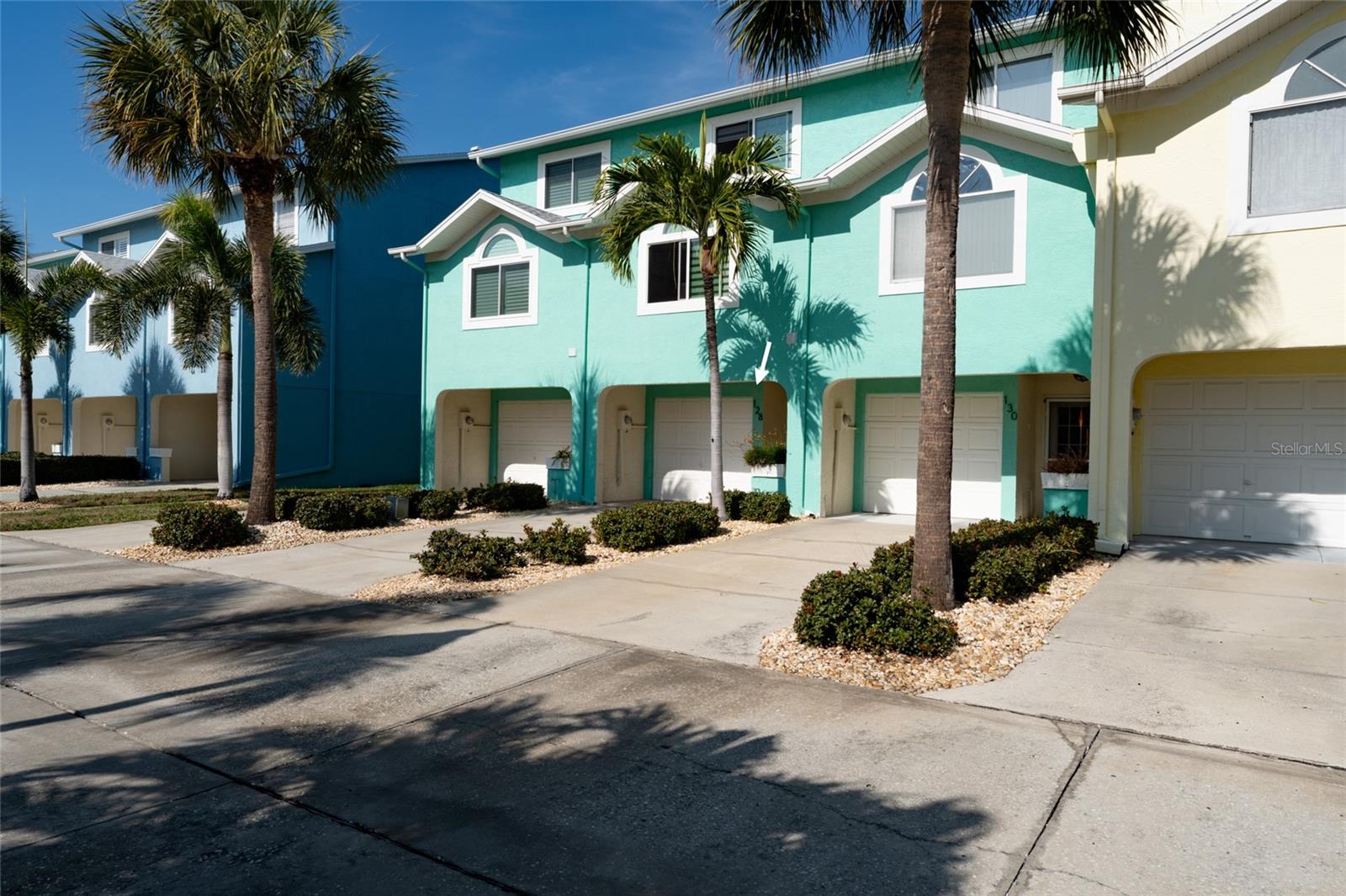 Image 55 of 74 For 128 Marcdale Boulevard