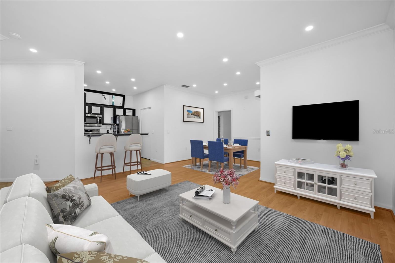 Image 12 of 63 For 2209 Portofino Place 5-2517