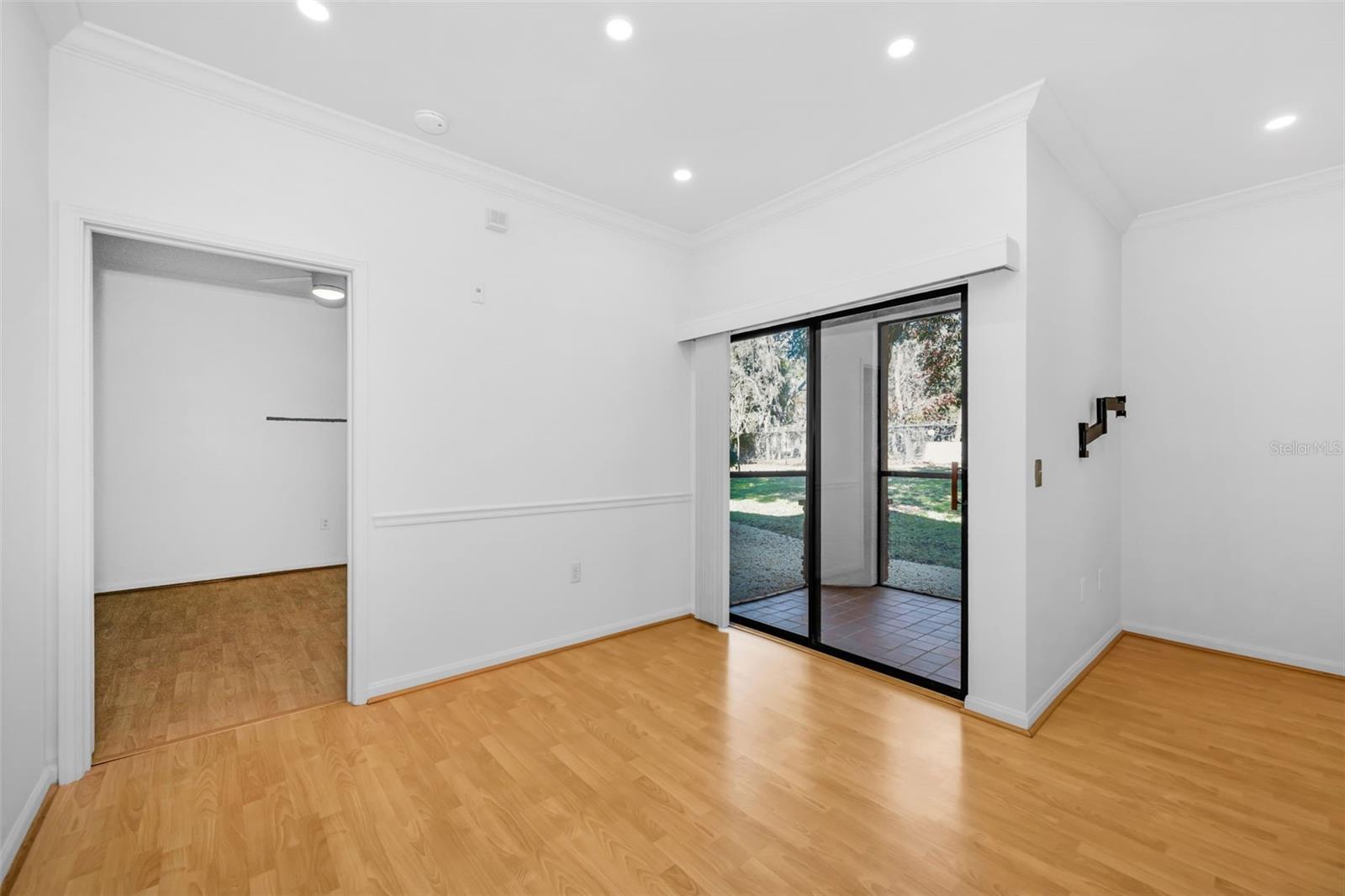 Image 15 of 63 For 2209 Portofino Place 5-2517