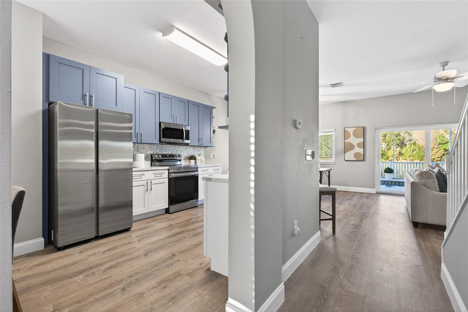 Image 12 of 78 For 25631 Bruford Boulevard