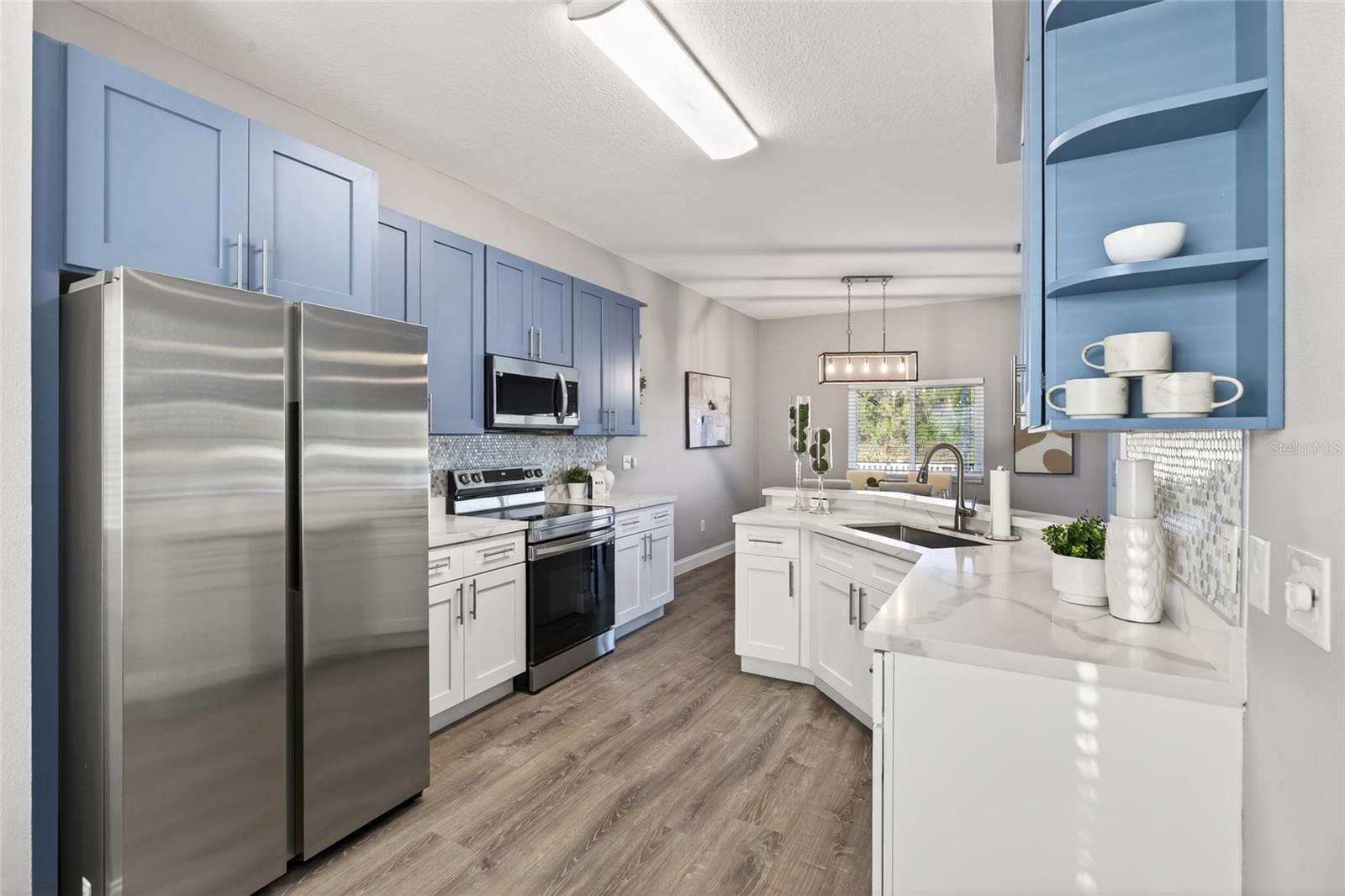 Image 16 of 78 For 25631 Bruford Boulevard