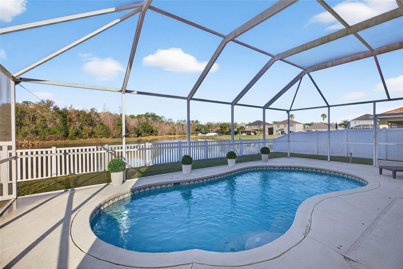 Image 2 of 78 For 25631 Bruford Boulevard